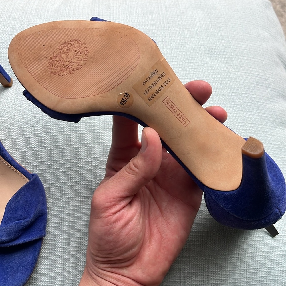 VINCE CAMUTO | Heel Open Toe Ankle Strap - Picture 4 of 6